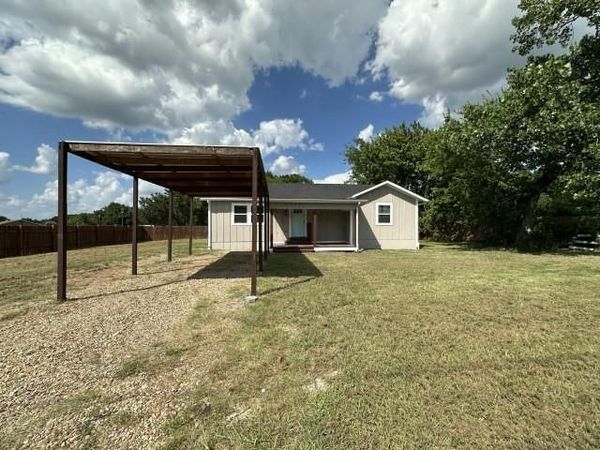 475 Locust Street , Point, TX 75472