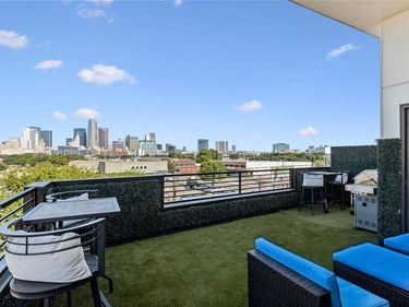 1901 S Harwood Street, Unit 301, Dallas, TX 75215