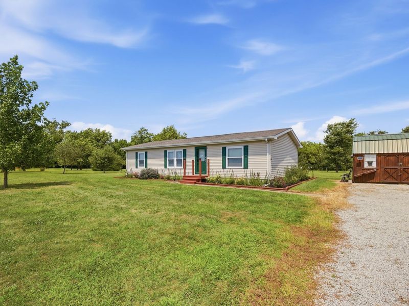 1450 Staunton Sugar Grove Road, Washington Court House, OH 43160 Photo 3