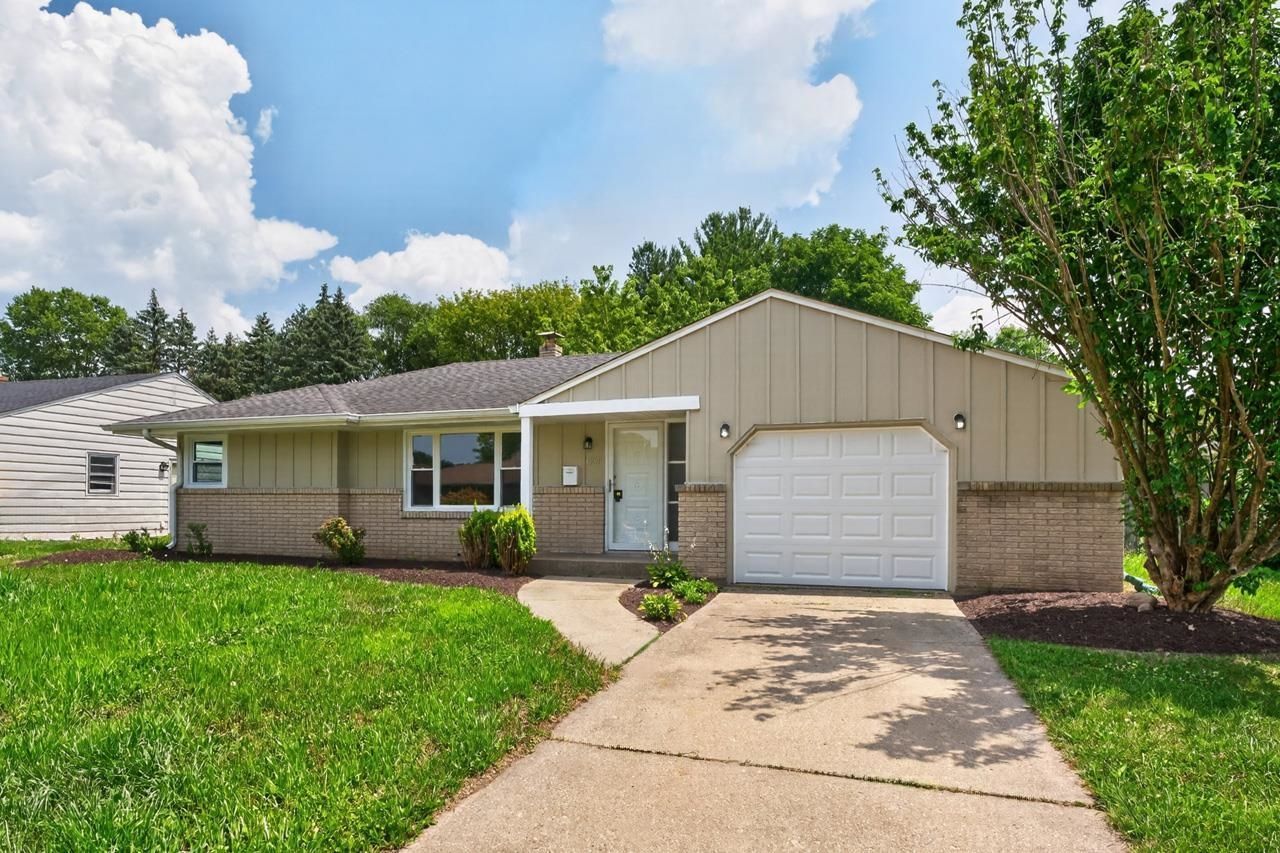 1904 Beckett Place, Rockford, IL 61108 Main Photo