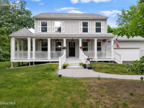 31 Concord Drive, Saratoga Springs, NY 12866