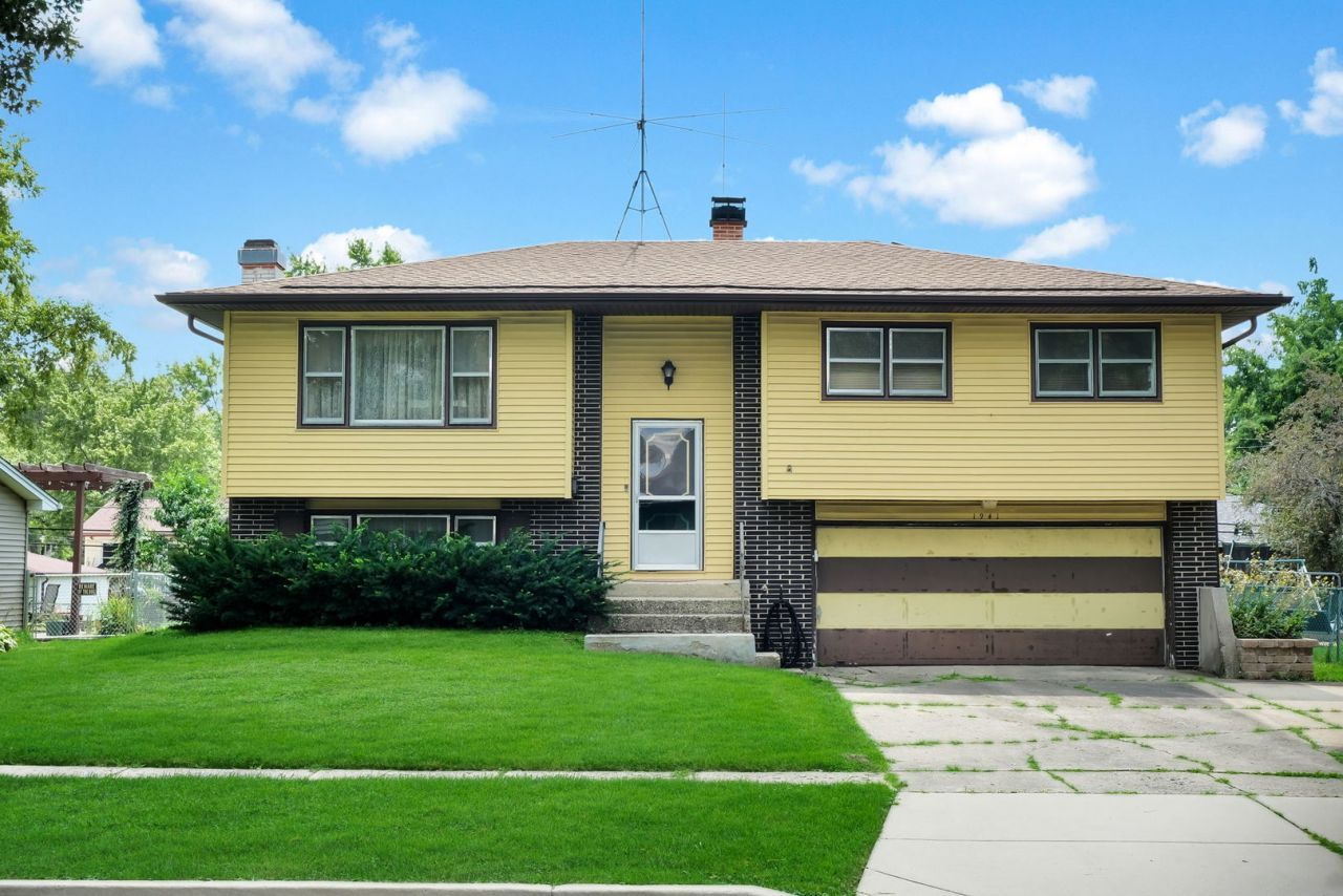 1941 Marigold Lane, Hanover Park, IL 60133 Main Photo