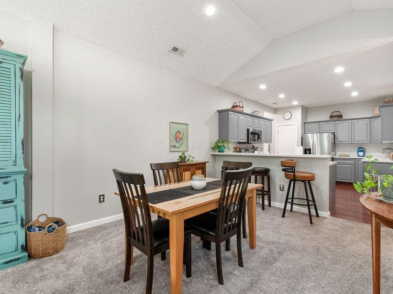 1499 Cascade Drive, Unit 24, Grove City, OH 43123 Photo 8