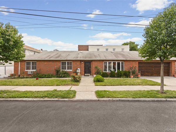 900 Vincent Avenue , Bronx, NY 10465