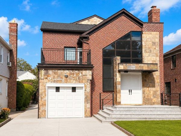73-63 192nd Street , Fresh Meadows, NY 11366
