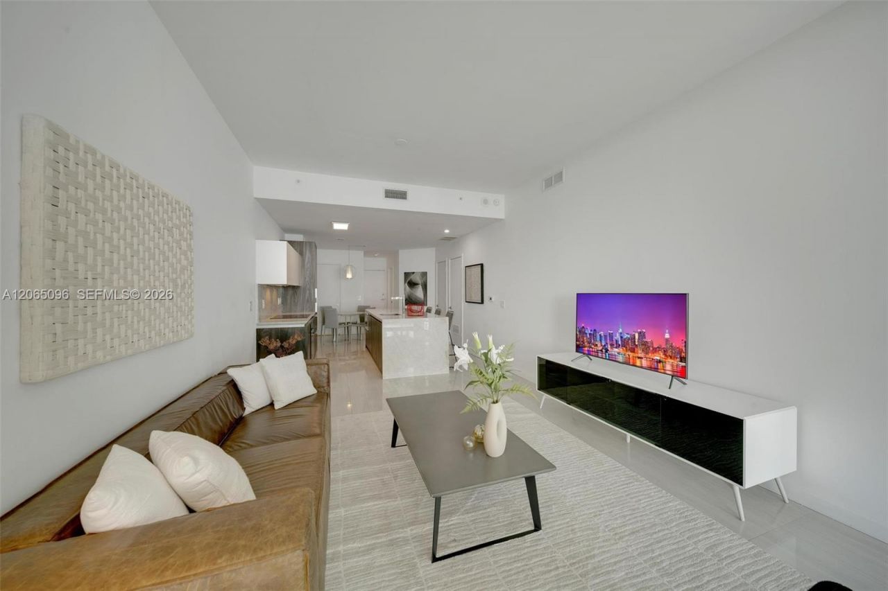 480 NE 31st St , Unit 605, Miami, FL 33137 Photo