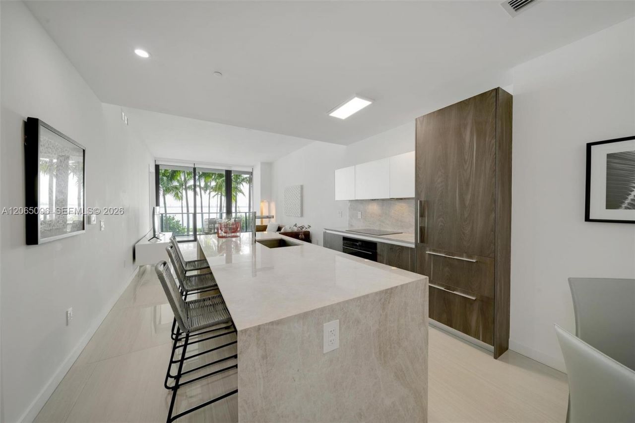 480 NE 31st St , Unit 605, Miami, FL 33137 Photo