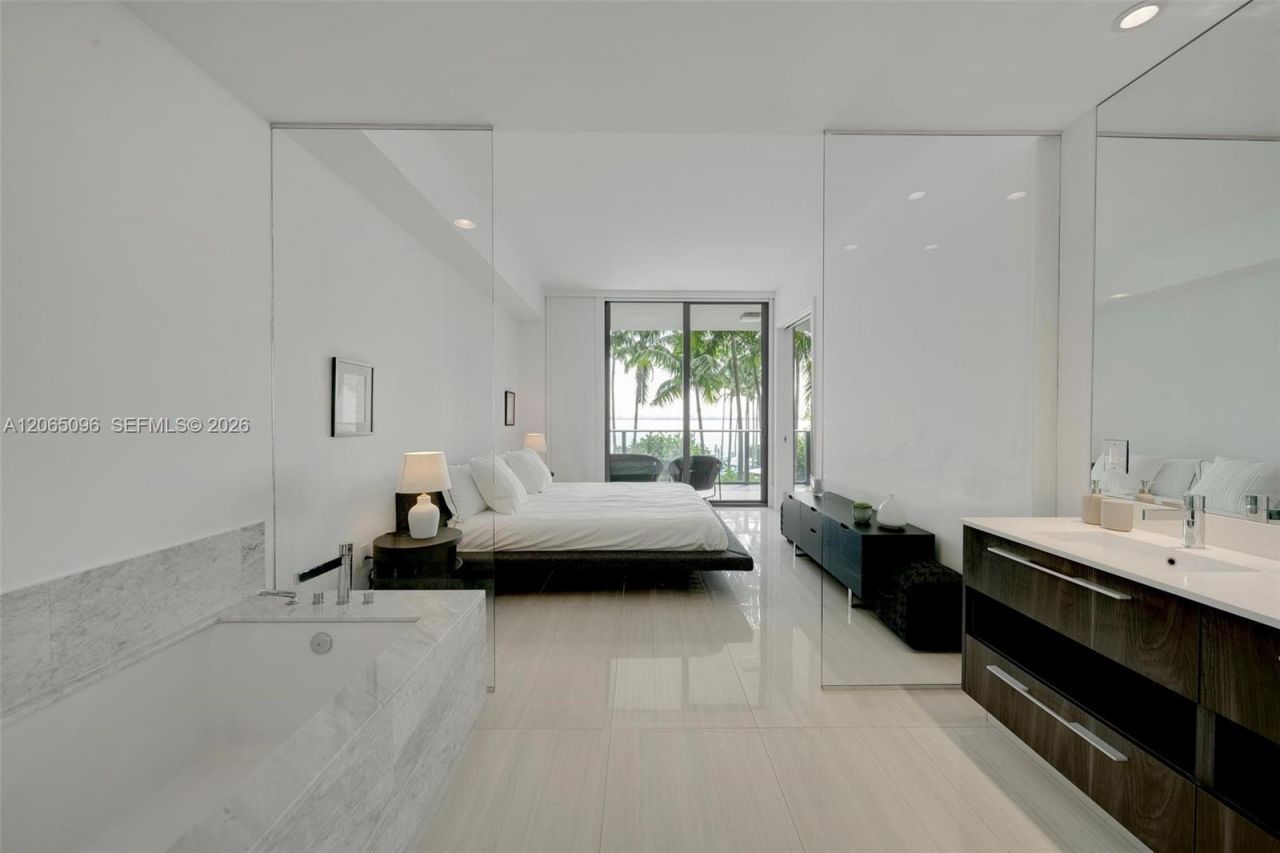 480 NE 31st St , Unit 605, Miami, FL 33137 Photo