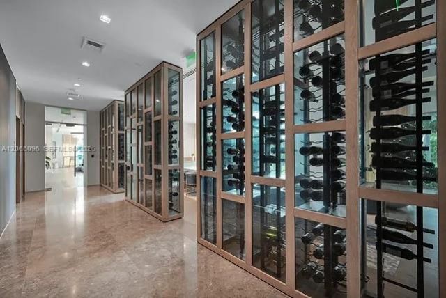 480 NE 31st St , Unit 605, Miami, FL 33137 Photo