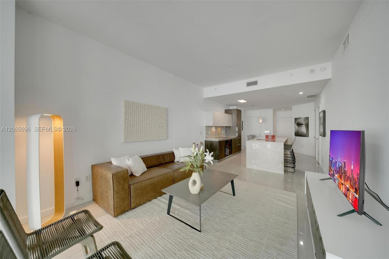 480 NE 31st St , Unit 605, Miami, FL 33137 Photo