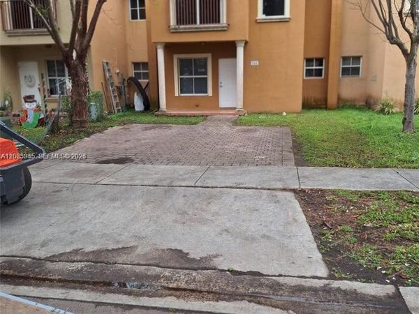 948 SW 6th Ct, Unit 948, Florida City, FL 33034