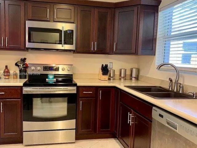 1905 N 47th Ave, Hollywood, FL 33021 Photo