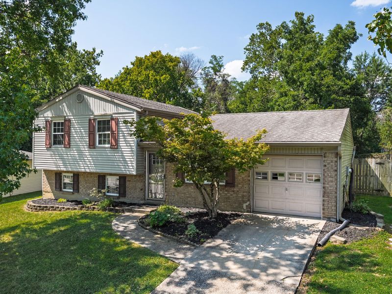 7786 Ravenswood Drive, Florence, KY 41042 Photo 2