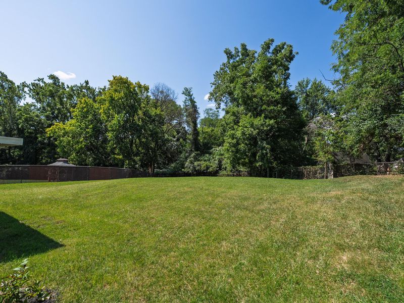 7786 Ravenswood Drive, Florence, KY 41042 Photo 5