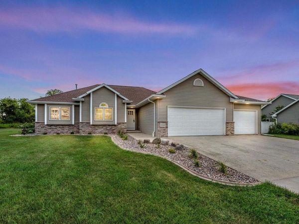 N2460 BENJAMIN DRIVE, Greenville, WI 54942
