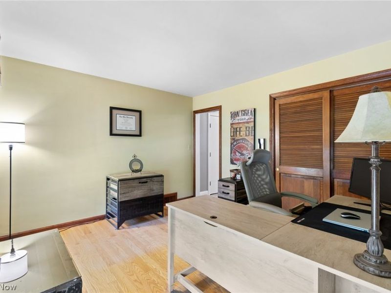925 Sandin Road, Akron, OH 44333 Photo 8