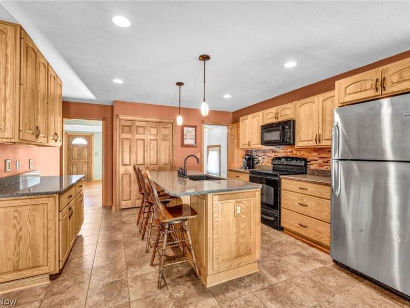 5234 Karen Isle Drive, Willoughby, OH 44094 Photo 14