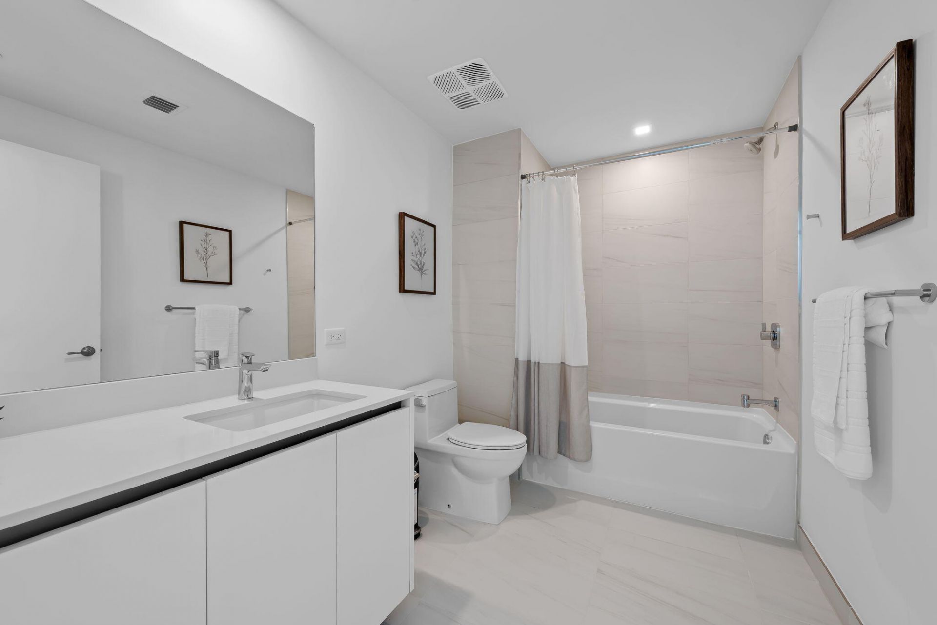 900 N Ocean Boulevard, Unit 906, Pompano Beach, FL 33062 Photo