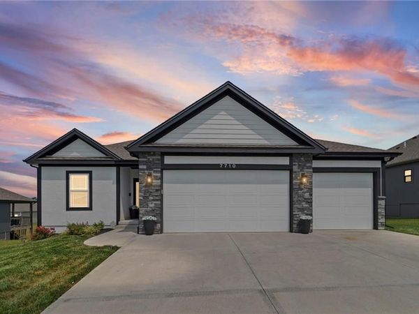7710 NE 107th Street, Kansas City, MO 64157