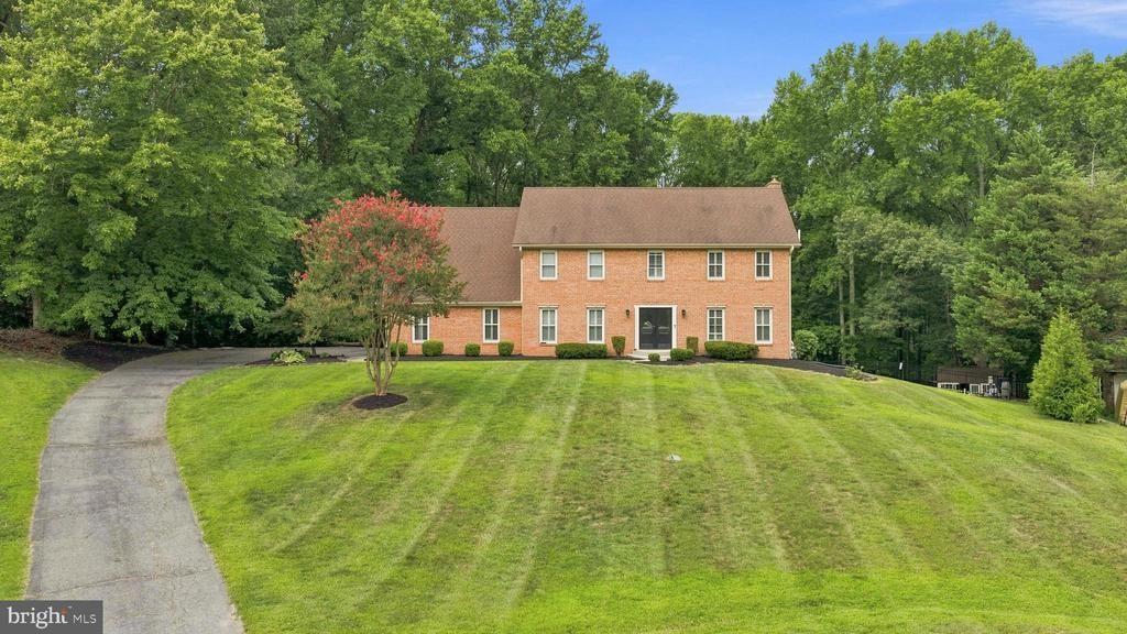 8651 KING GEORGE COURT , POMFRET, MD 20675
