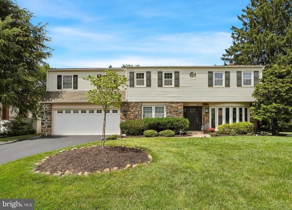 2027 WISTERIA LANE , LAFAYETTE HILL, PA 19444