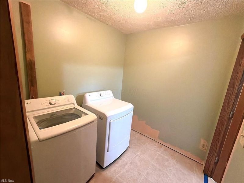349 Fishers Lane, Zanesville, OH 43701 Photo 17