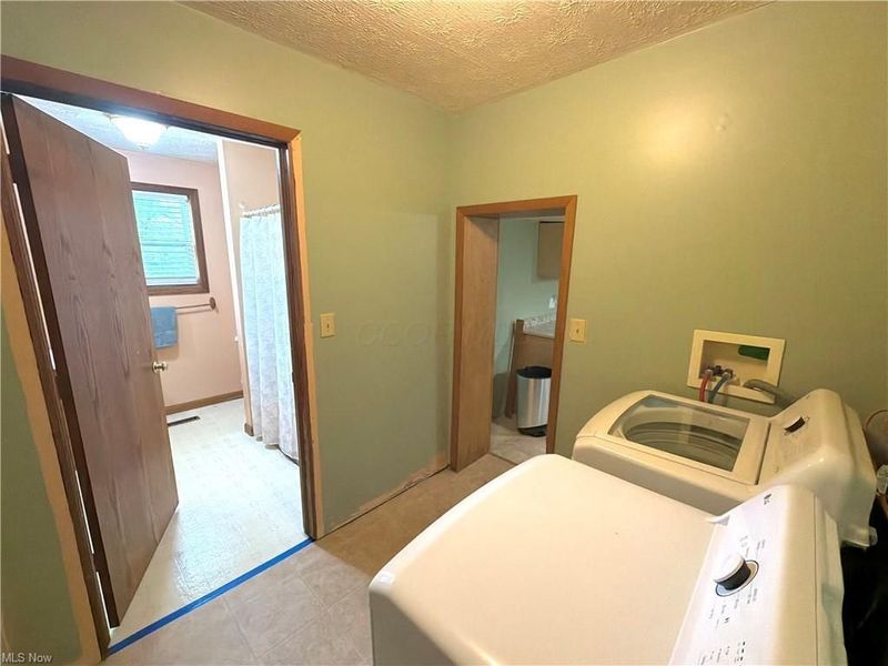 349 Fishers Lane, Zanesville, OH 43701 Photo 18