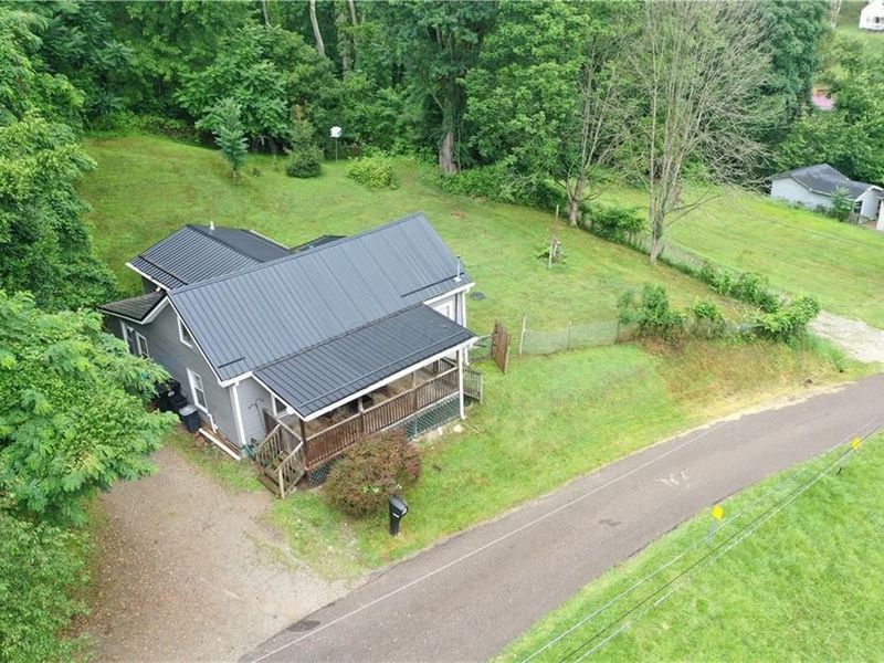 349 Fishers Lane, Zanesville, OH 43701 Photo 3