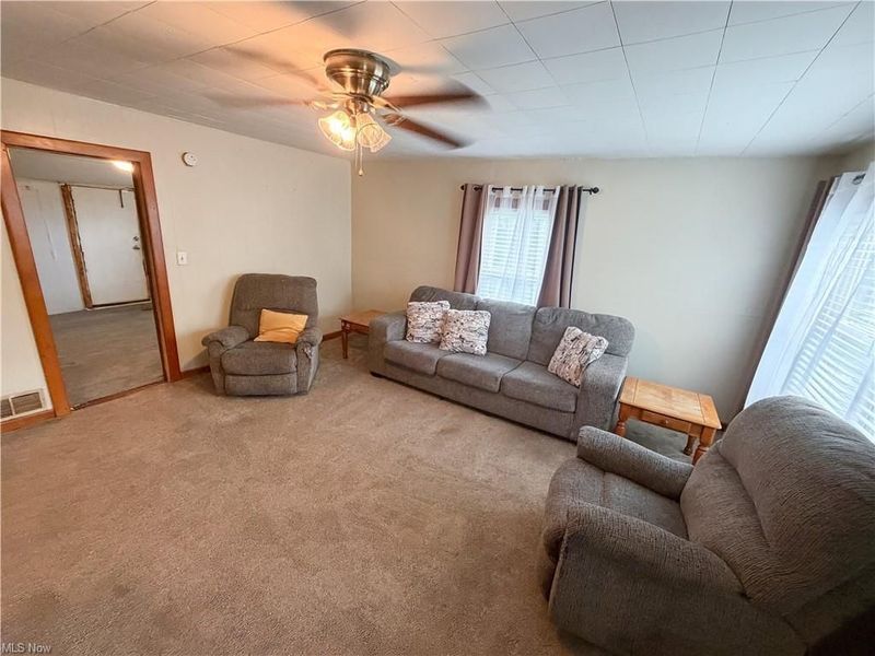 349 Fishers Lane, Zanesville, OH 43701 Photo 4