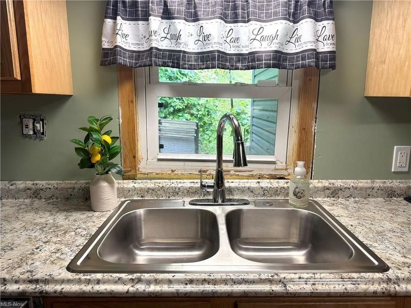 349 Fishers Lane, Zanesville, OH 43701 Photo 8