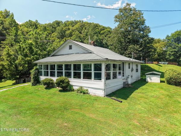 3000 Upper Caney Valley Rd , Tazewell, TN 37879