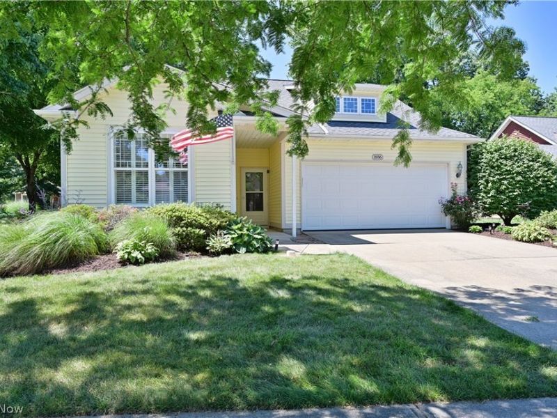 1936 Pembrooke Lane, Avon, OH 44011 Photo 1