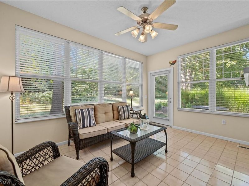 1936 Pembrooke Lane, Avon, OH 44011 Photo 10