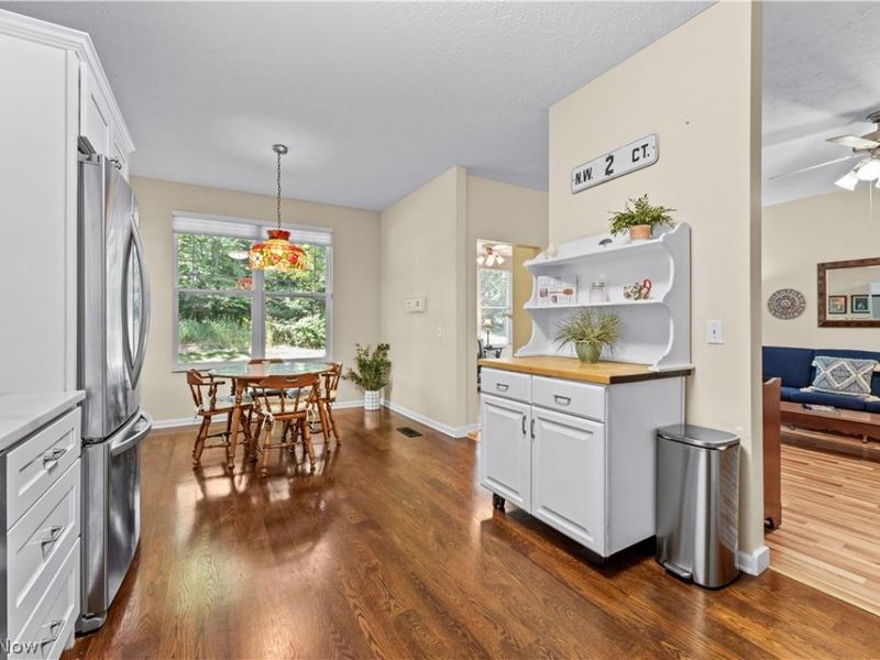 1936 Pembrooke Lane, Avon, OH 44011 Photo 19