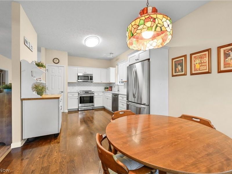 1936 Pembrooke Lane, Avon, OH 44011 Photo 21