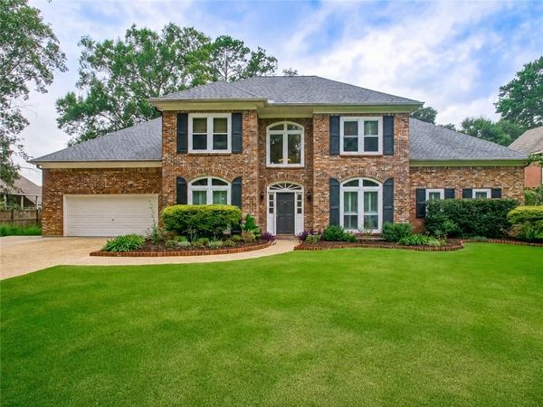 8004 ELIZABETH Lane , Mandeville, LA 70448