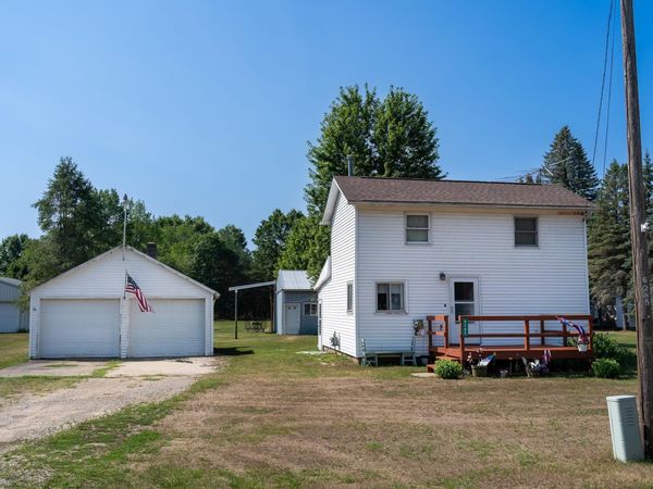 6285 Main Street, Weidman, MI 48893