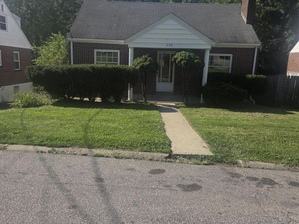 335 Riddle Place N, Newport, KY 41071