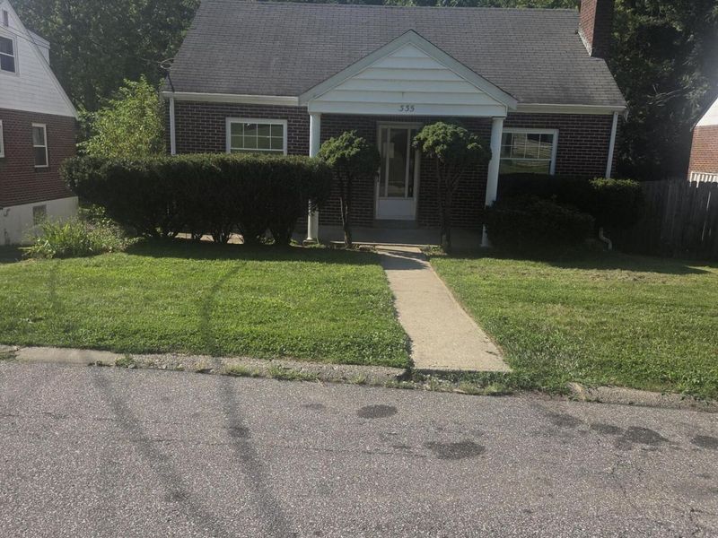 335 Riddle Place N, Newport, KY 41071 Photo 1