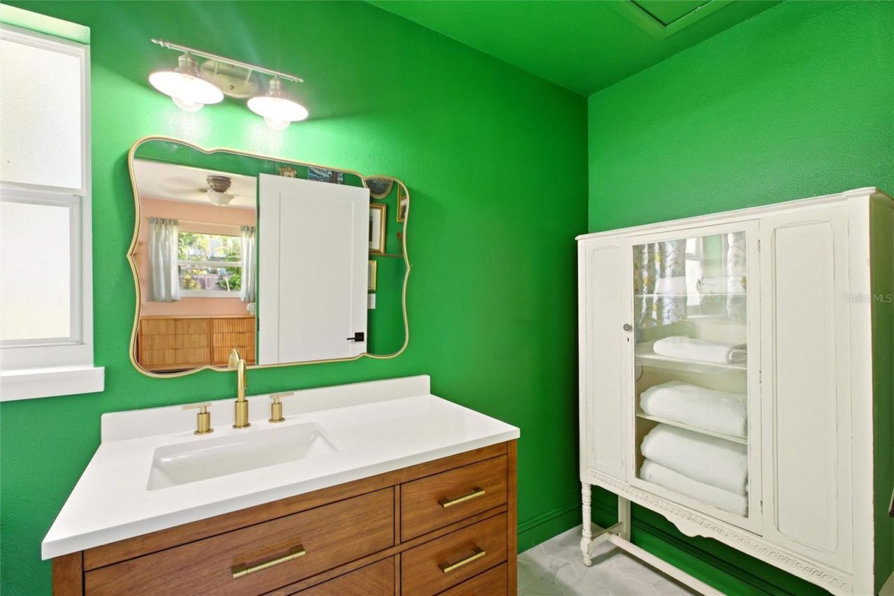 706 18th Avenue Drive W, Palmetto, FL 34221 Photo