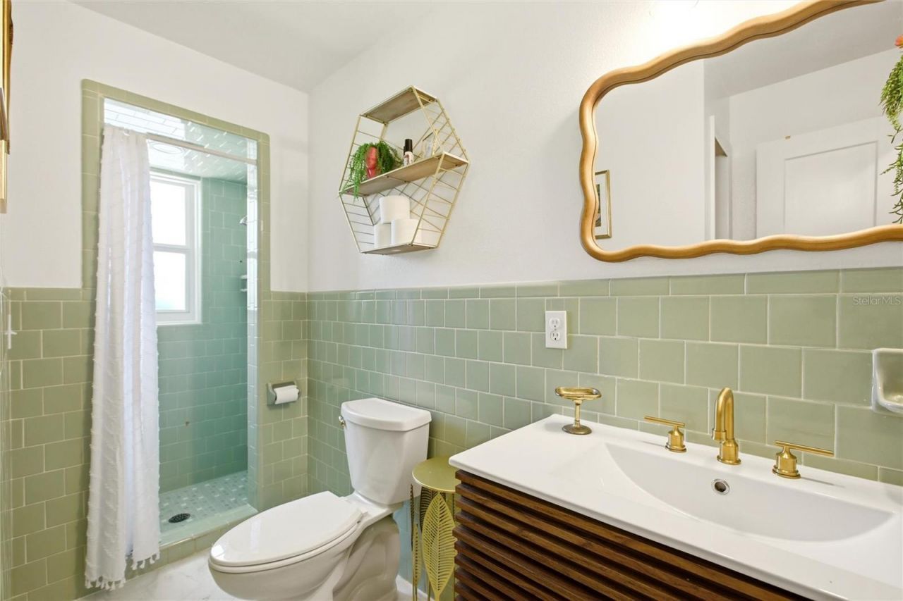 706 18th Avenue Drive W, Palmetto, FL 34221 Photo