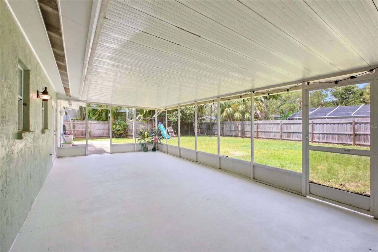706 18th Avenue Drive W, Palmetto, FL 34221 Photo
