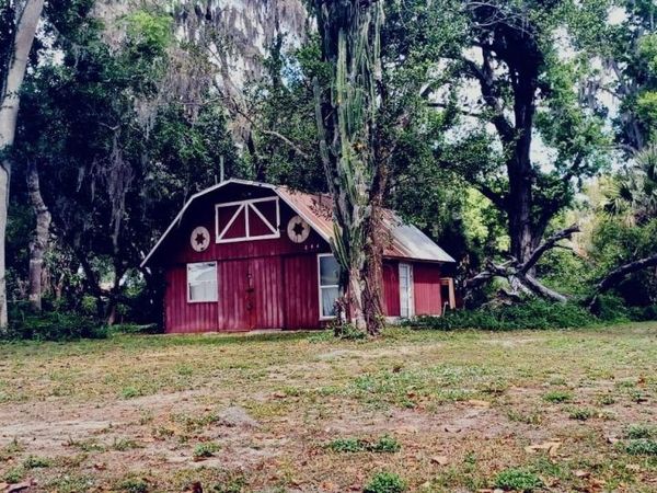 564 SW OAK AVENUE W, SEBRING, FL 33870