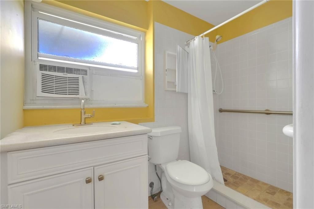517 100th Ave N, Naples, FL 34108 Photo