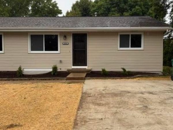 5804 Sauk Lane, McFarland, WI 53558
