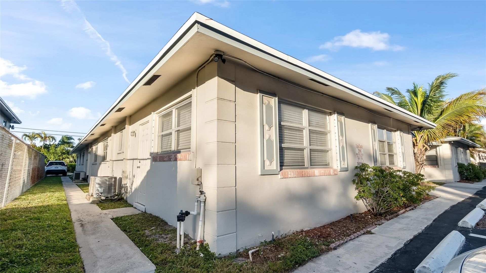 709 SE 15th Street, Unit 1, Fort Lauderdale, FL 33316 Photo