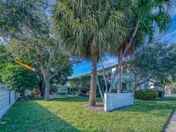 101 S Palmway, Unit 5, Lake Worth Beach, FL 33460