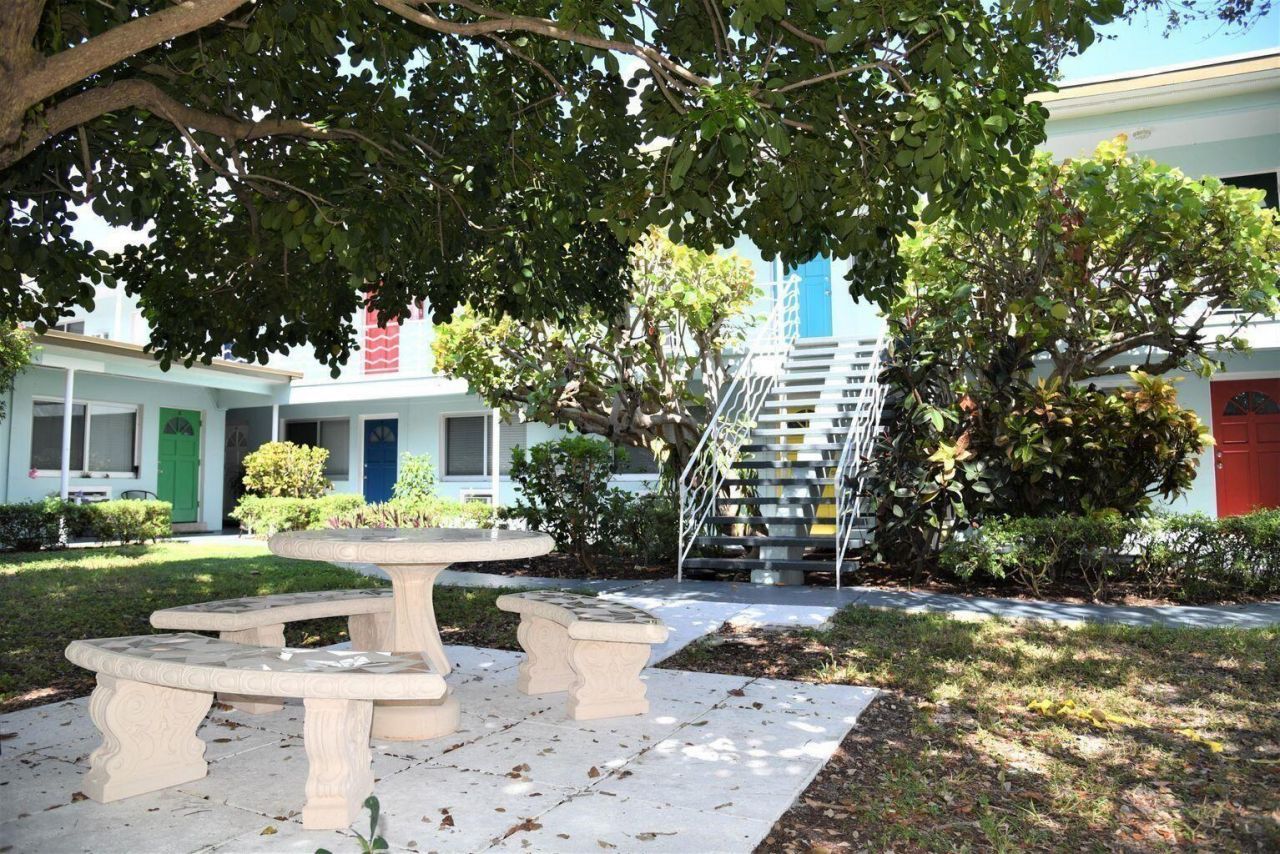 101 S Palmway, Unit 5, Lake Worth Beach, FL 33460 Photo