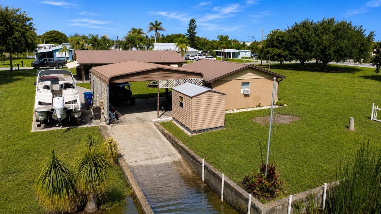 1095 Chobee Loop, Okeechobee, FL 34974 Photo