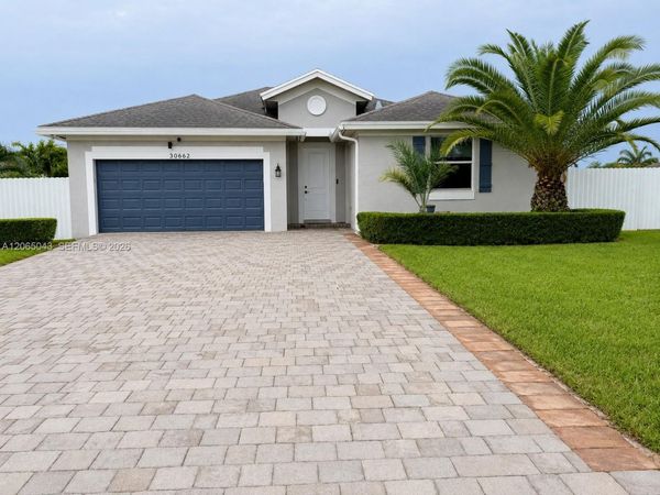 30662 SW 193rd Ct , Homestead, FL 33030